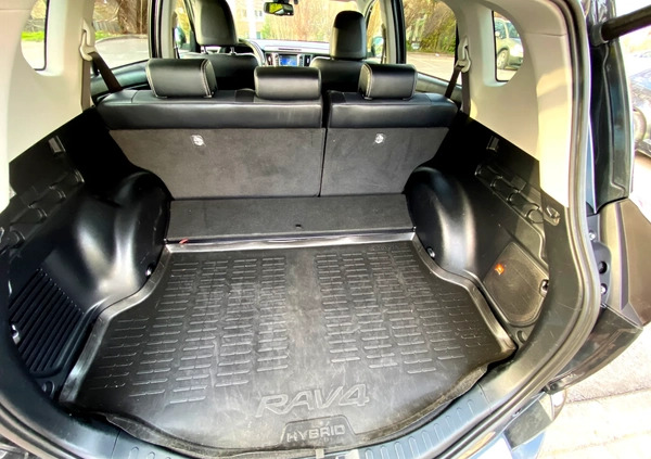 Toyota RAV4 cena 109700 przebieg: 76800, rok produkcji 2018 z Myślenice małe 172